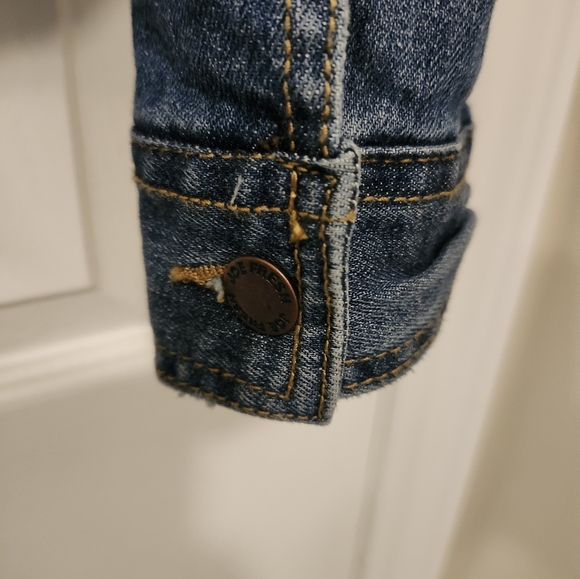 Joe Fresh Denim Jacket Womens Medium - Picture 6 of 8
